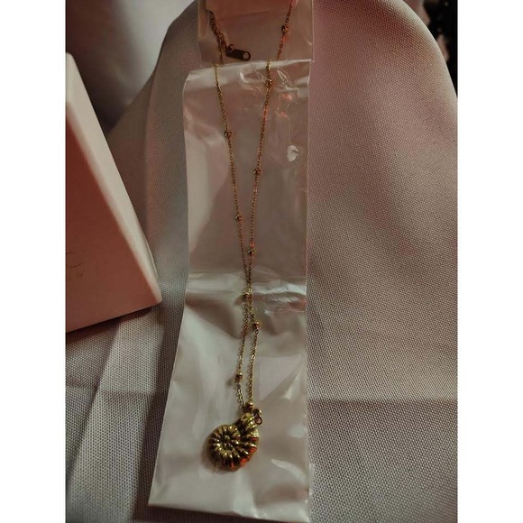 Gold Nautilus Shell Pendant Necklace Charm Bead Chain Minimalist Jewelry‎ - Picture 4 of 4